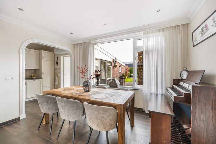 Foto 9 van Bernhardstraat 7