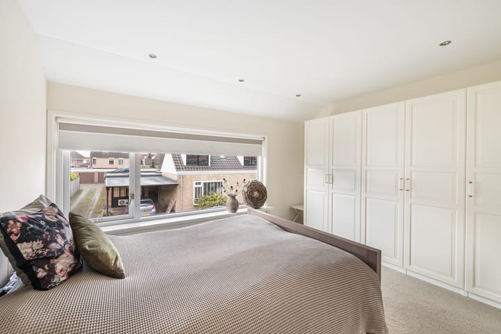 Foto 16 van Bernhardstraat 7