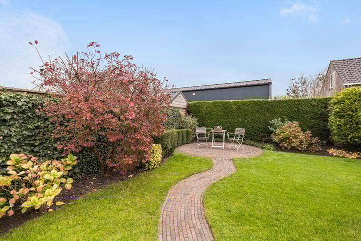 Foto 28 van Bernhardstraat 7