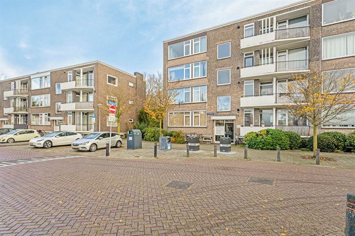 Bekijk foto 32 van Stalpaertstraat 79