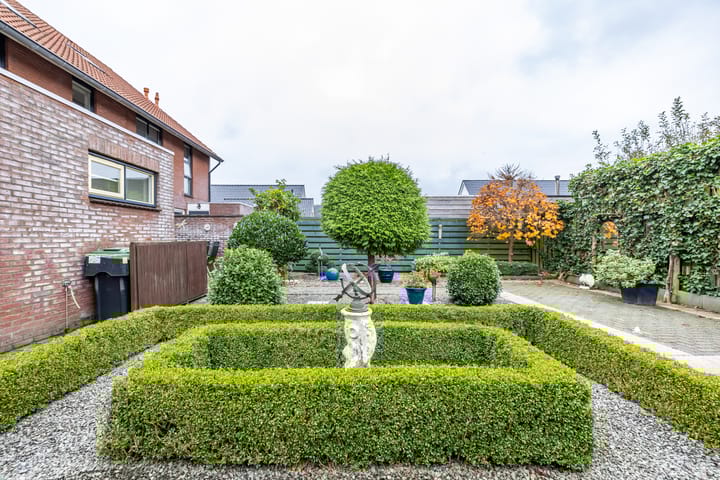 Foto 44 van Frans Halslaan 10