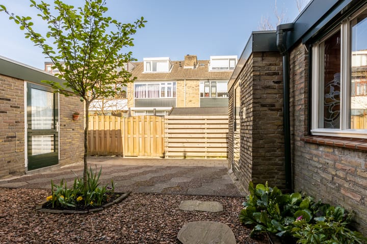 Foto 6 van Leliestraat 2