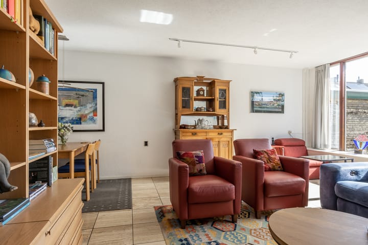 Foto 15 van Leliestraat 2