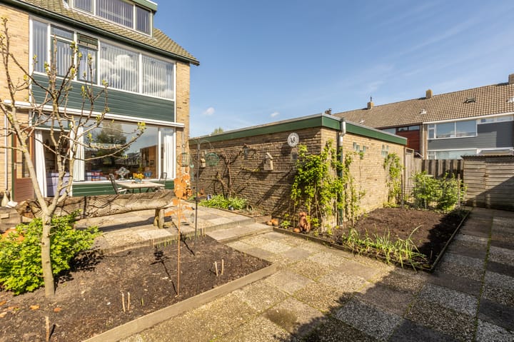 Foto 41 van Leliestraat 2