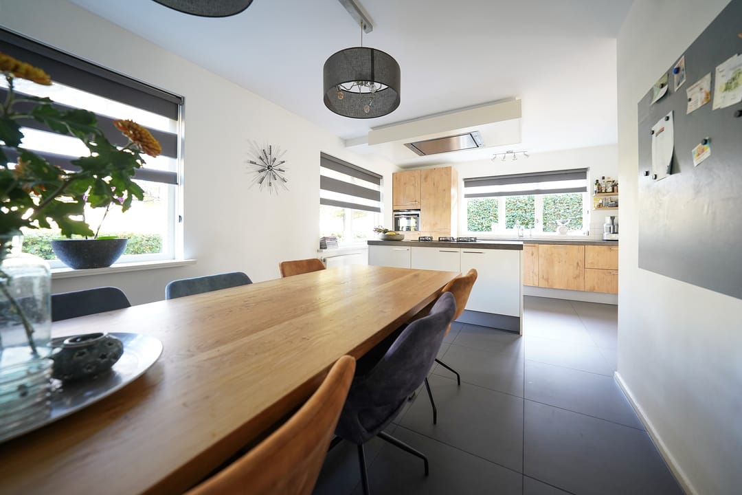 Foto 13 van Mennestraat 75