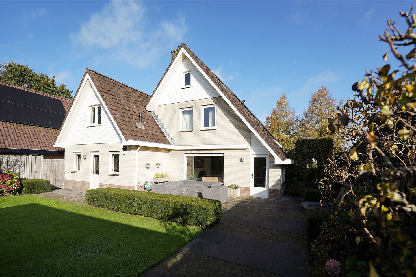 Foto 19 van Mennestraat 75