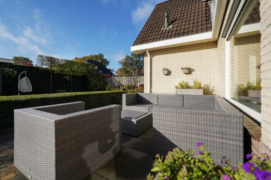 Foto 26 van Mennestraat 75