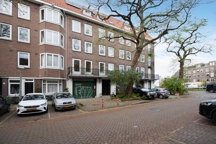 Bekijk foto 34 van Nepveustraat 8-3