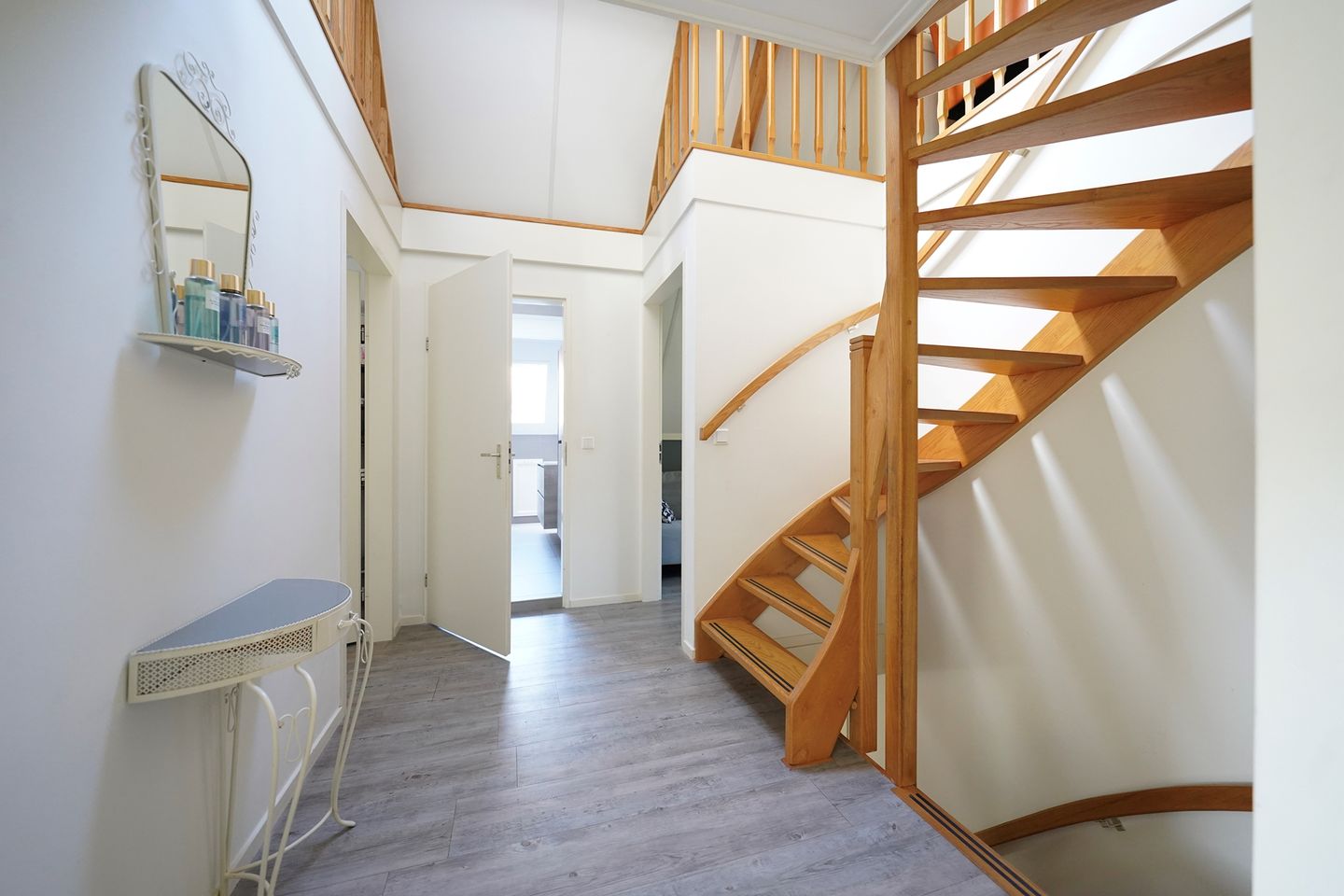 Foto 34 van Mennestraat 75