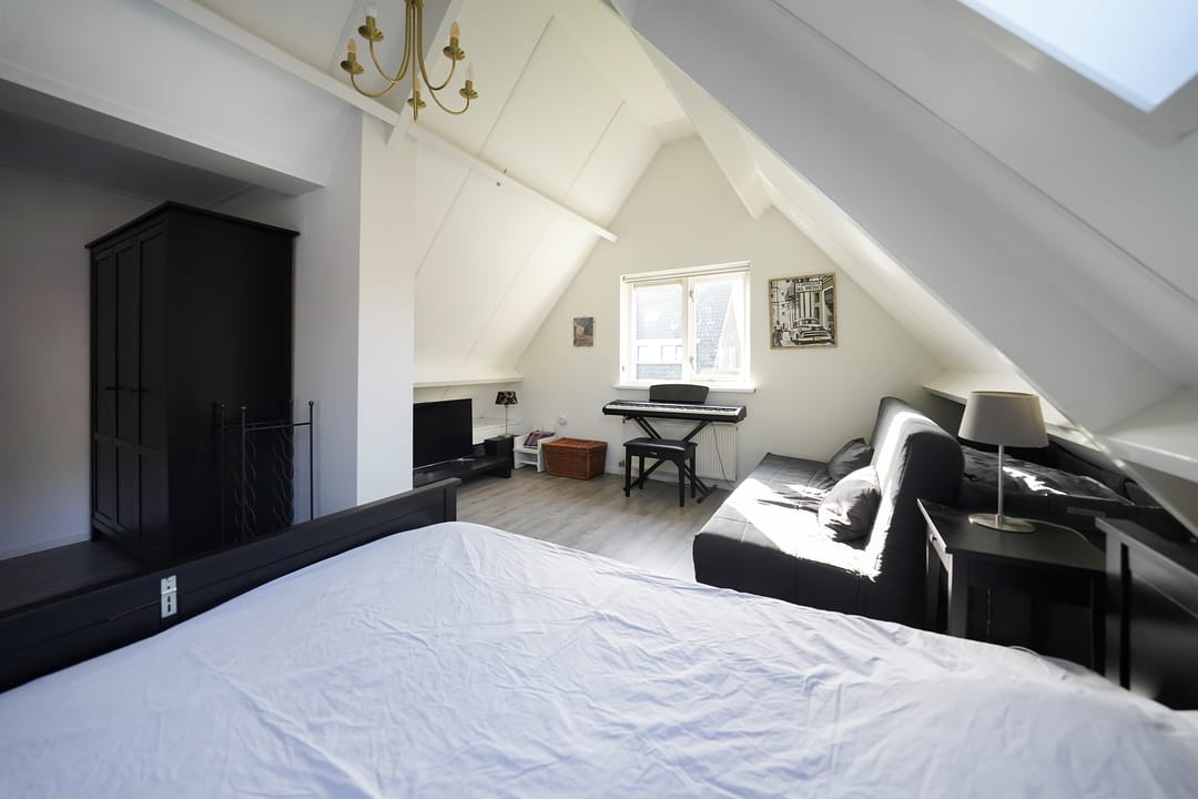 Foto 43 van Mennestraat 75