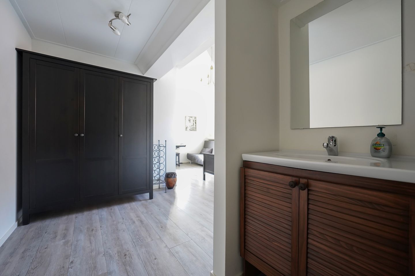 Foto 44 van Mennestraat 75