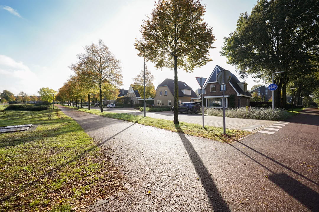 Foto 62 van Mennestraat 75