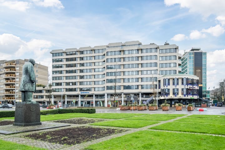 Foto 2 van Stationsplein 84