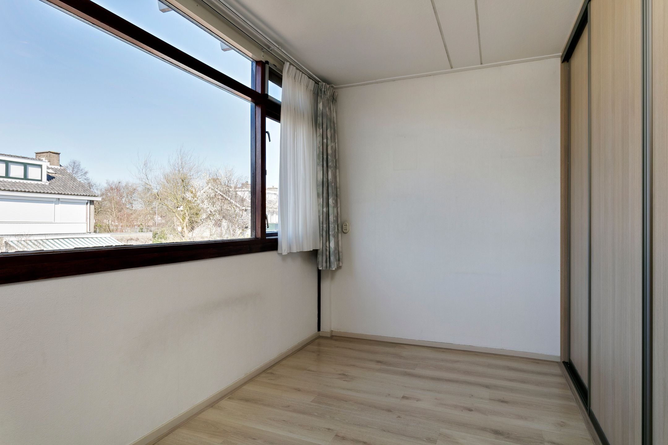 Photo 15 of Gruttostraat 8