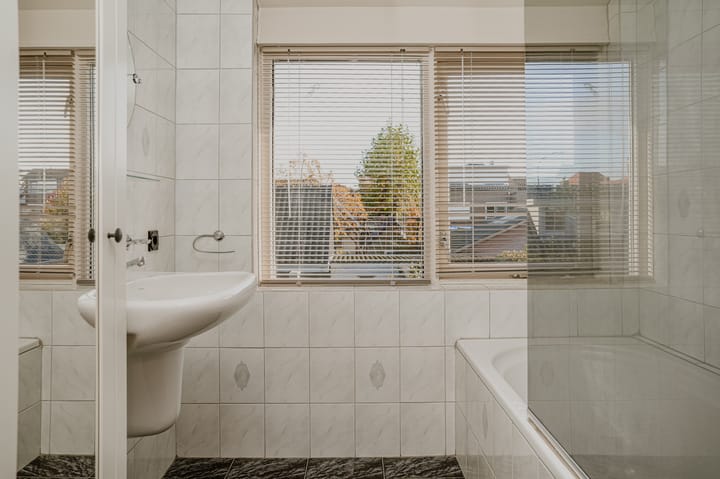 Foto 16 van Lijsterbesstraat 9