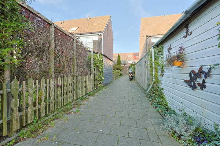 Foto 5 van Papegaaistraat 38