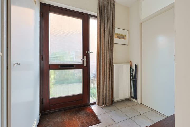 Foto 8 van Papegaaistraat 38