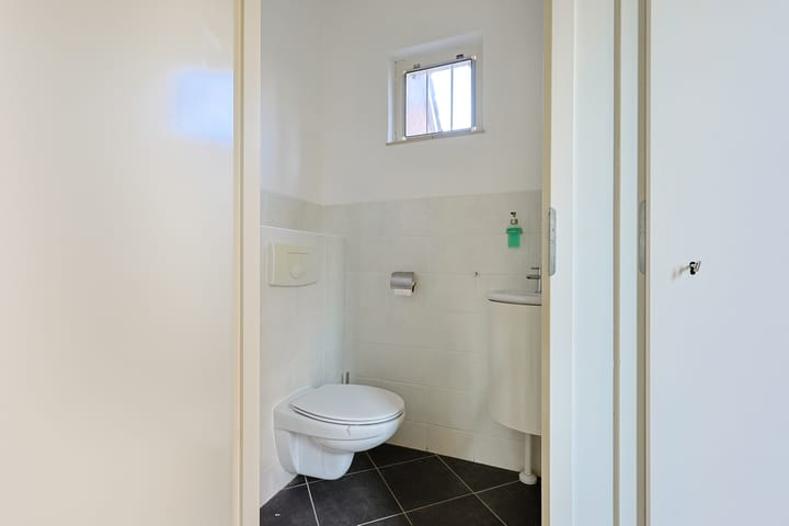 Foto 9 van Papegaaistraat 38