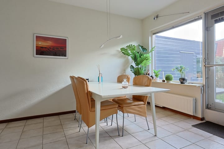 Foto 13 van Papegaaistraat 38