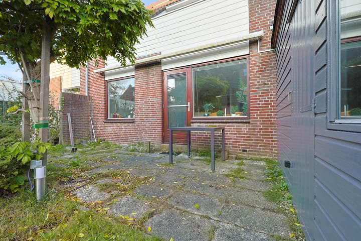 Foto 31 van Papegaaistraat 38