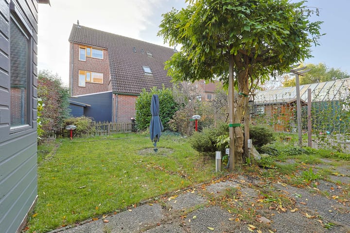 Foto 34 van Papegaaistraat 38