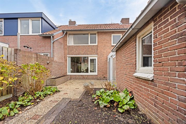 Bekijk foto 19 van Helmkruidstraat 22