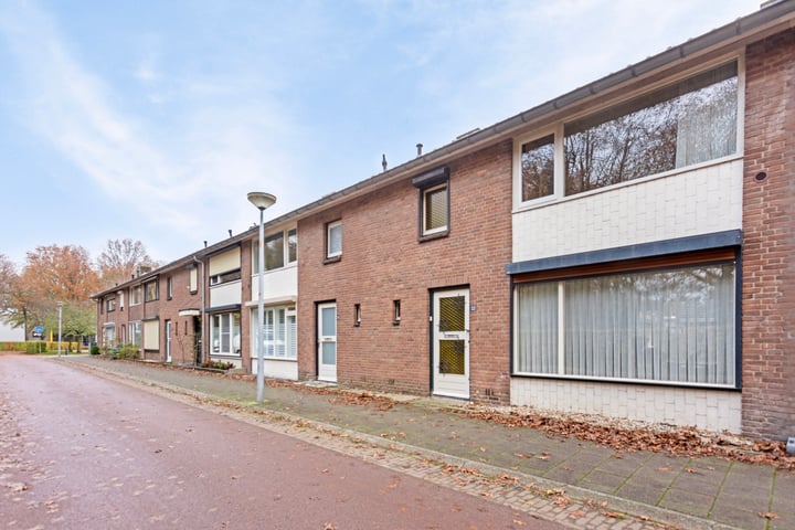 Bekijk foto 25 van Helmkruidstraat 22