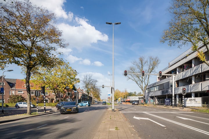 Bekijk foto 50 van Ringbaan-Oost 255