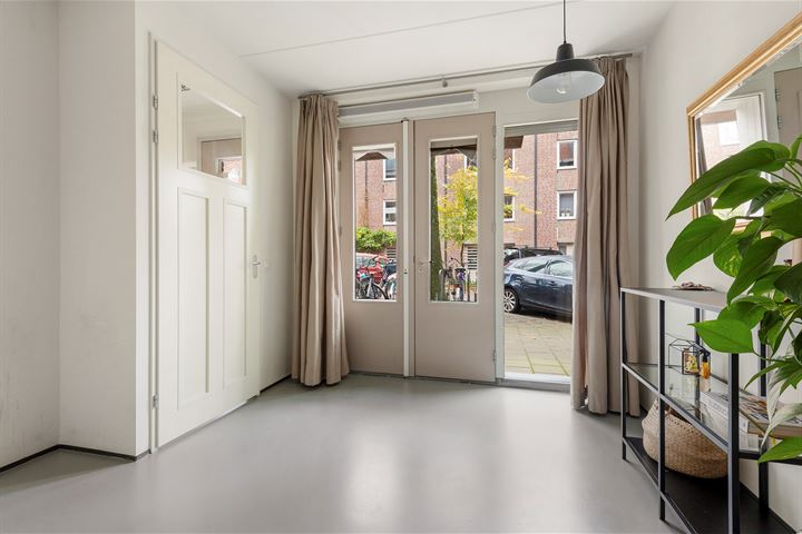 View photo 25 of Laing's Nekstraat 3