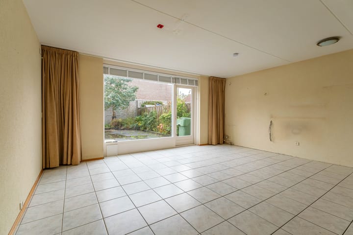 Photo 2 of Heintje Davidsweg 59