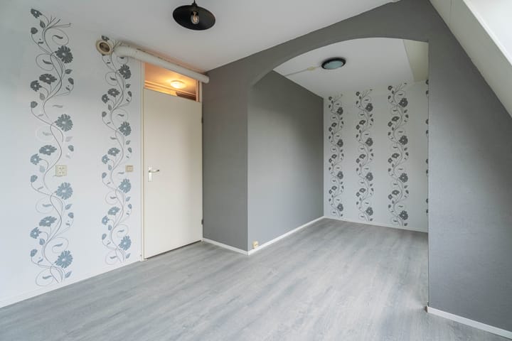 Photo 11 of Heintje Davidsweg 59