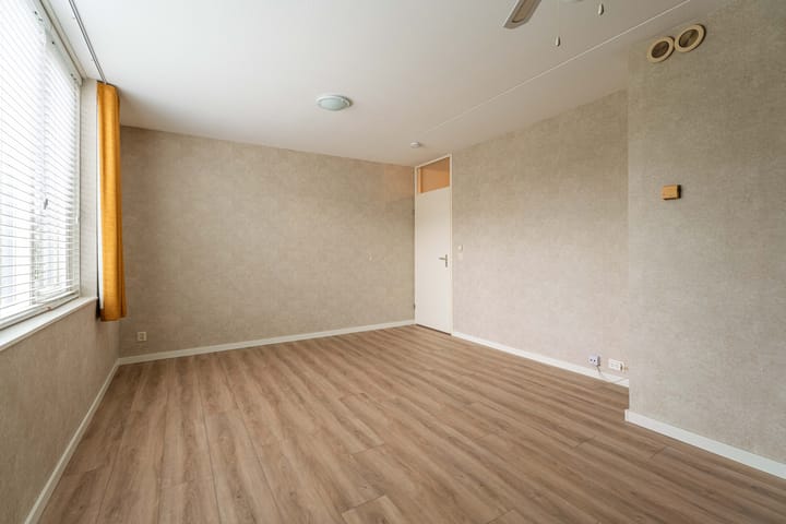 Photo 13 of Heintje Davidsweg 59