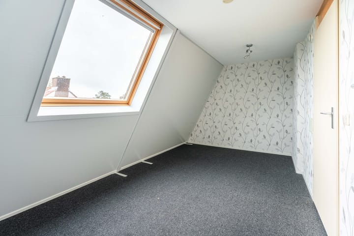 Photo 17 of Heintje Davidsweg 59