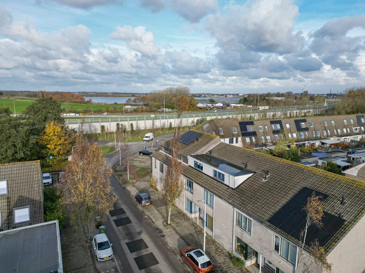 Photo 26 of Heintje Davidsweg 59