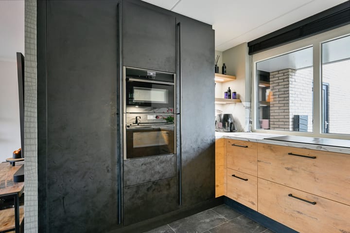 Photo 10 of Steenuil 64