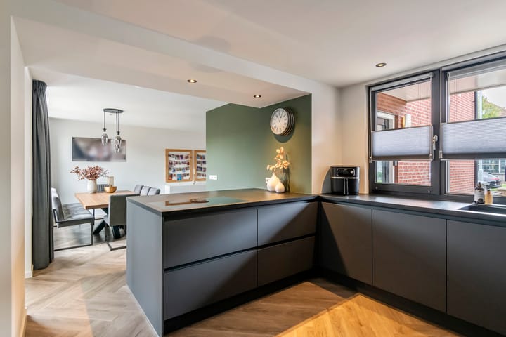 Foto 11 van Duifkruid 16