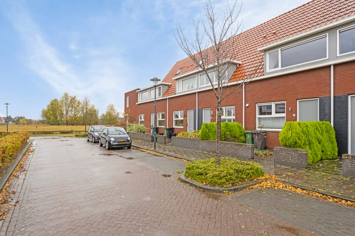 Foto 23 van John Lennonplein 45