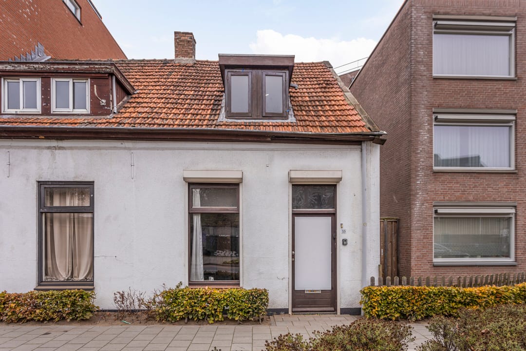 Foto 1 van Oostwal 18