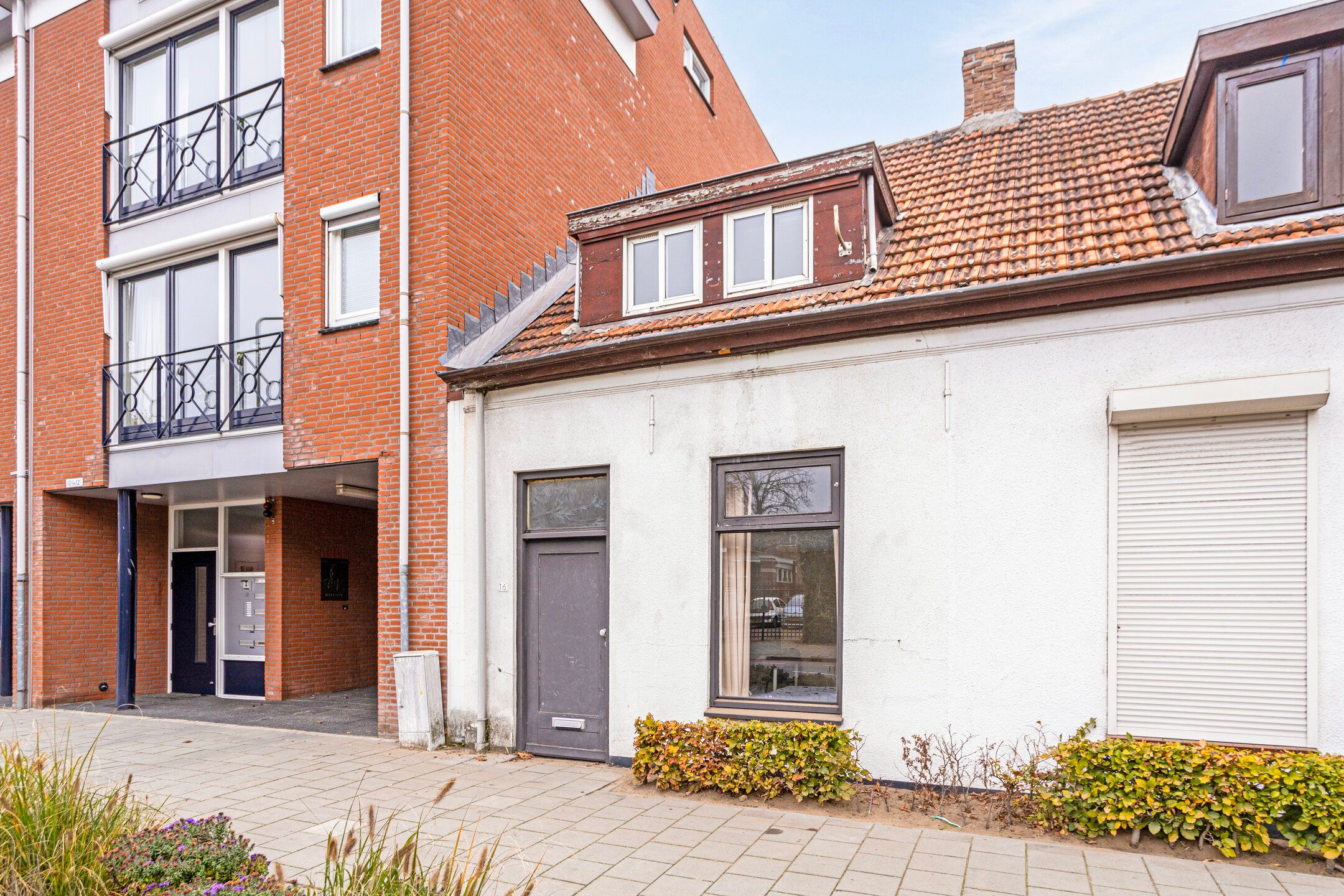 Photo 36 of Oostwal 16