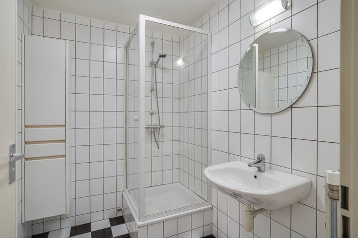 Photo 35 of Vesta 17