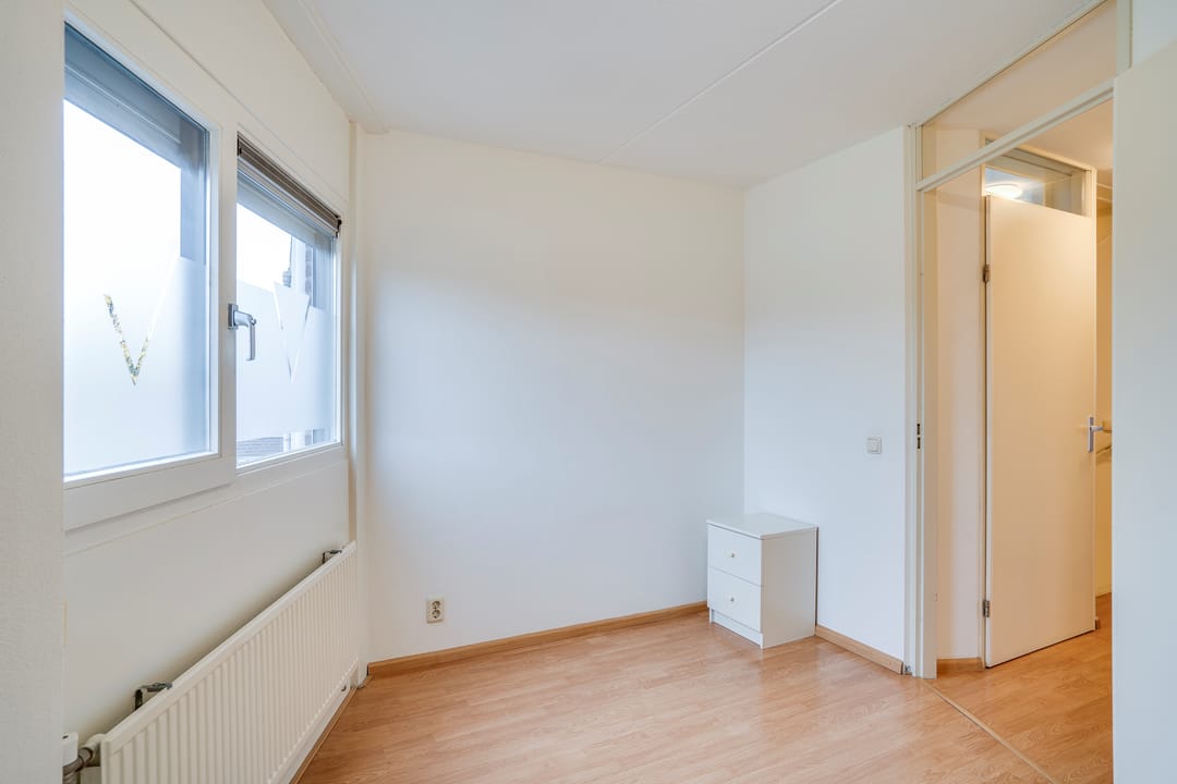 Photo 37 of Vesta 17