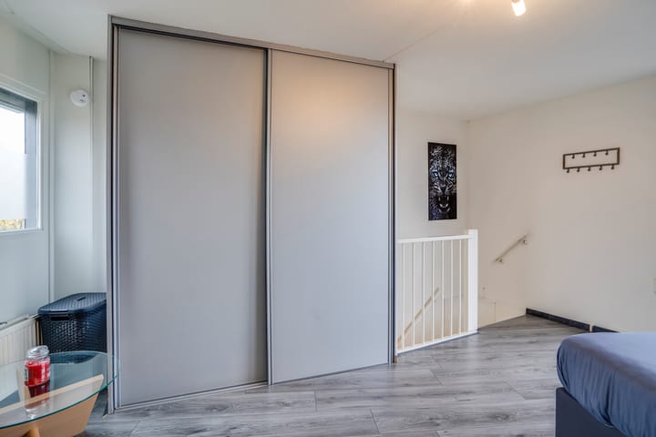 Photo 41 of Vesta 17