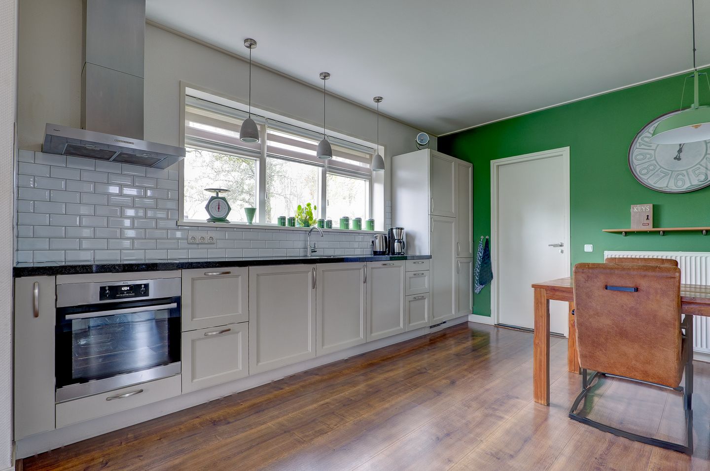 Photo 14 of Jan Binneswei 16