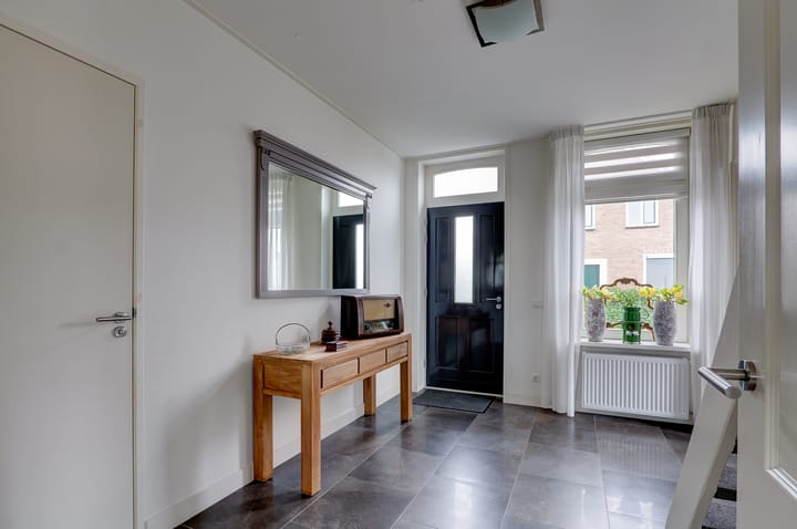 Photo 19 of Jan Binneswei 16