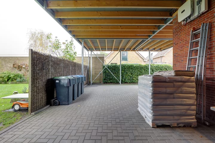 Photo 33 of Jan Binneswei 16