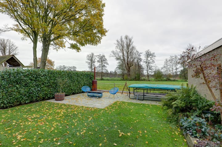 Photo 49 of Jan Binneswei 16