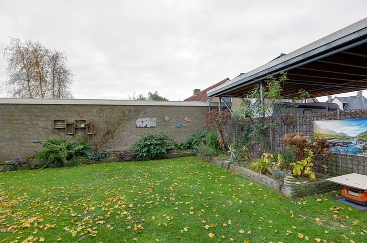 Photo 54 of Jan Binneswei 16