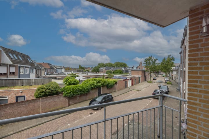 Foto 16 van Kardinaal van Rossumstraat 72