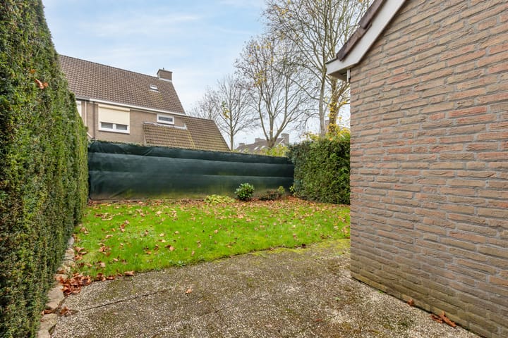 Foto 27 van René van Oranjestraat 1