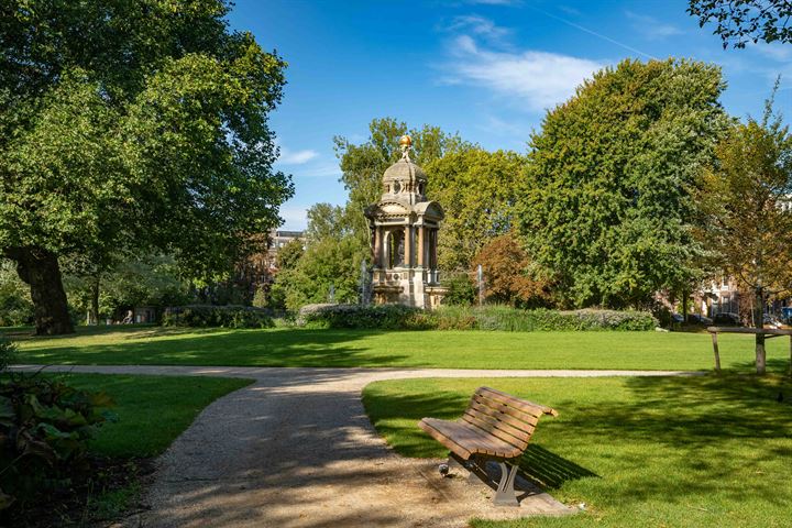 Bekijk foto 18 van Van Ostadestraat 6-2